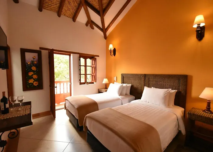 Hotel Campanario Real